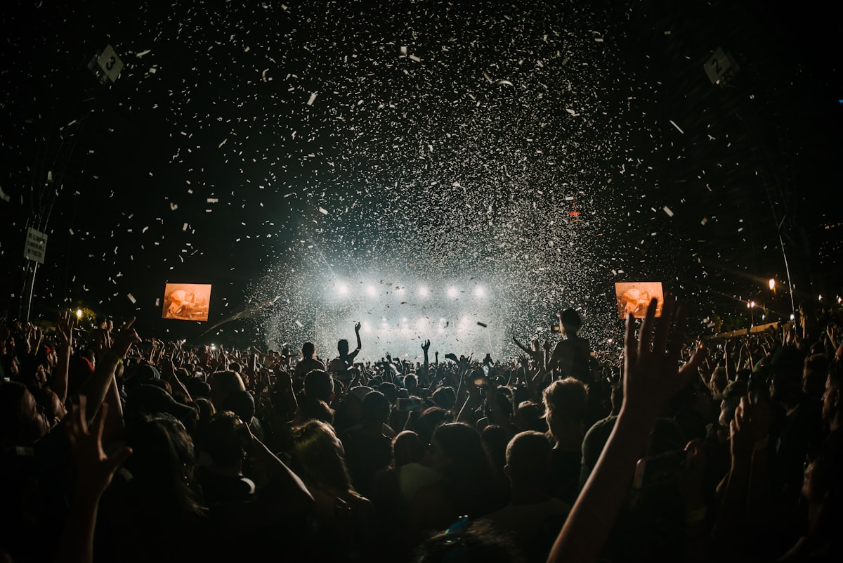 MANOFEST crowd at Heaton Park Manchester